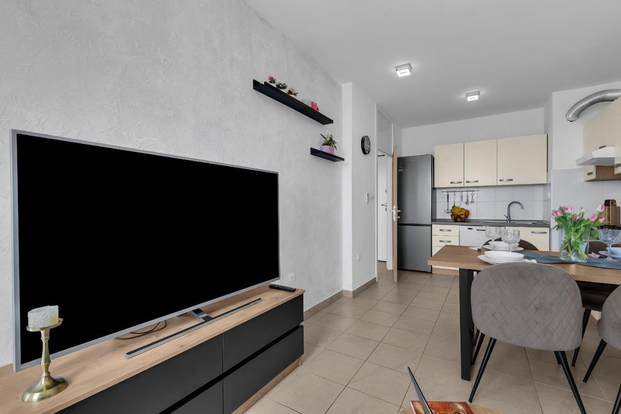 Apartman Magnolia Makarska Exterior foto